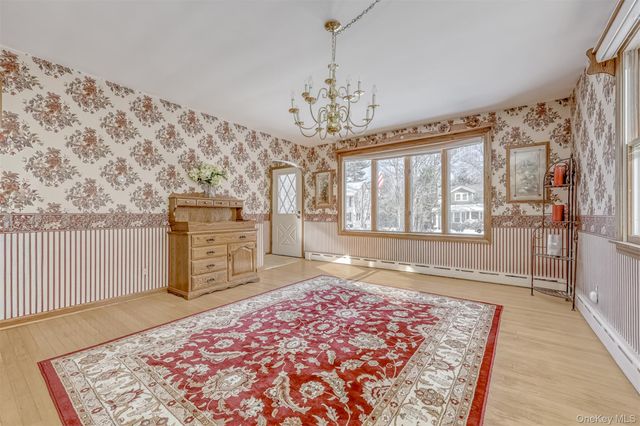 16 Highview Avenue, Airmont, NY 10901