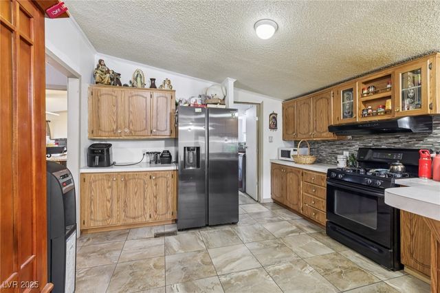 5874 Sassy Rose Drive, Las Vegas, NV 89122