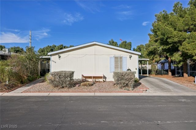 5874 Sassy Rose Drive, Las Vegas, NV 89122