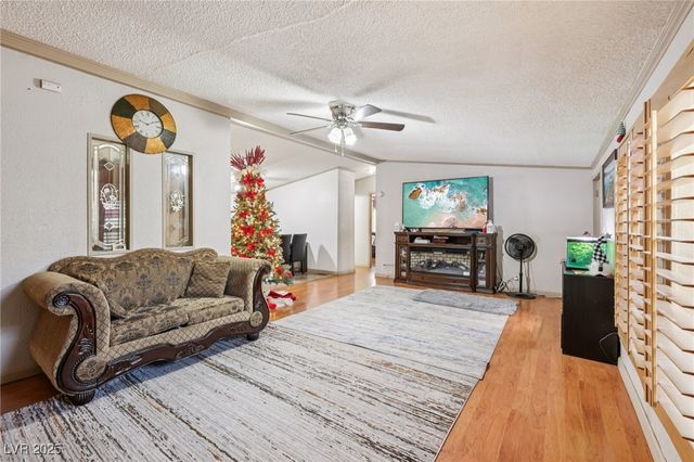 5874 Sassy Rose Drive, Las Vegas, NV 89122