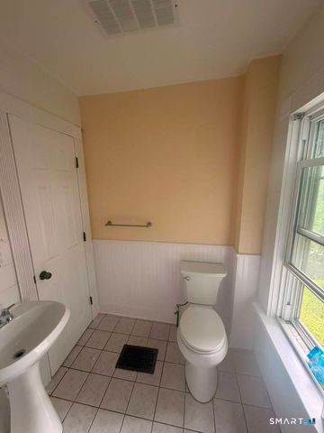 16 Terrace Avenue, Waterbury, CT 06704