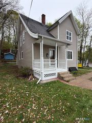 16 Terrace Avenue, Waterbury, CT 06704