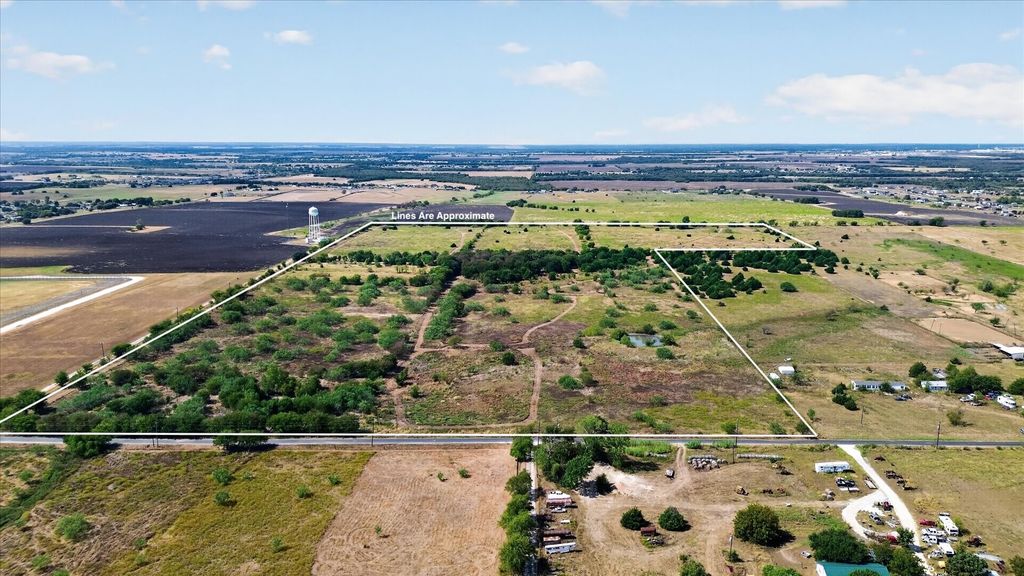 1800 Cr-214, Venus, TX 76084 — photo 2