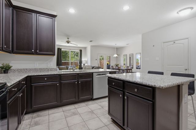 5005 Marina Drive, Denton, TX 76208