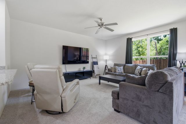 5005 Marina Drive, Denton, TX 76208