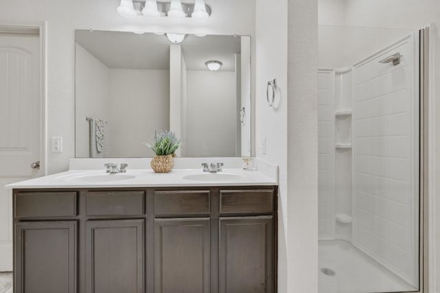 5005 Marina Drive, Denton, TX 76208
