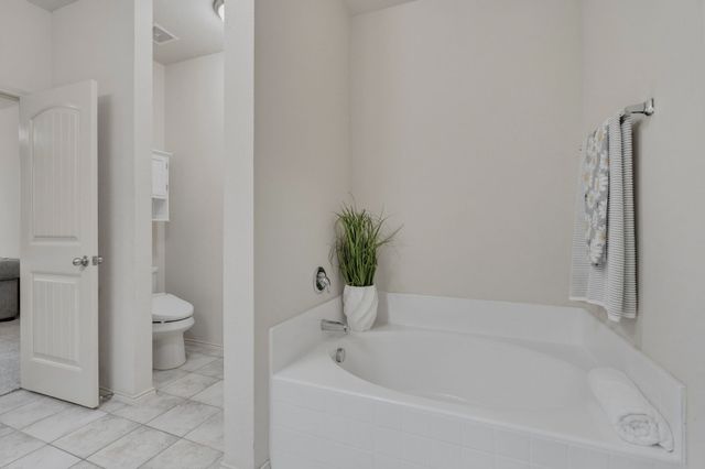 5005 Marina Drive, Denton, TX 76208
