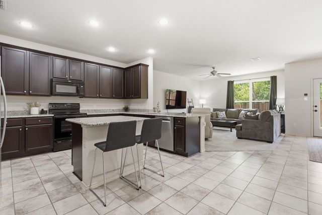 5005 Marina Drive, Denton, TX 76208