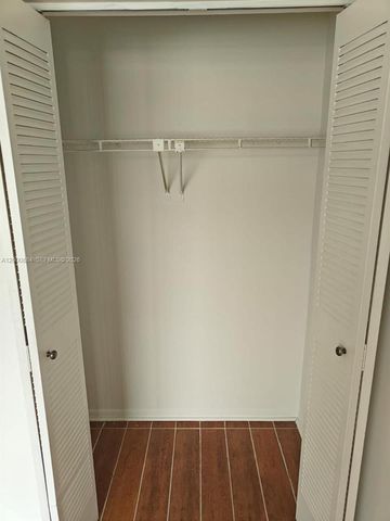 10228 Twin Lakes Dr 16-E, Coral Springs, FL 33071