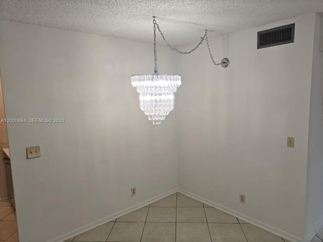 10228 Twin Lakes Dr 16-E, Coral Springs, FL 33071