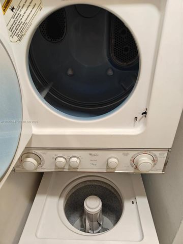 10228 Twin Lakes Dr 16-E, Coral Springs, FL 33071