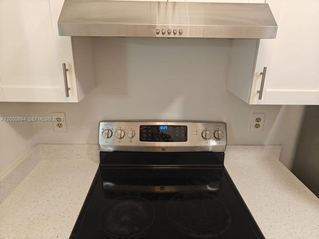 10228 Twin Lakes Dr 16-E, Coral Springs, FL 33071