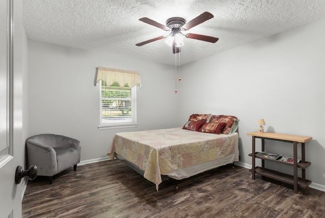 806 S Avenue O, Clifton, TX 76634