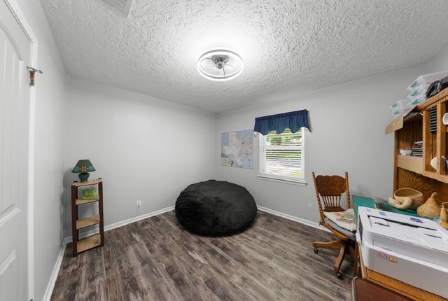 806 S Avenue O, Clifton, TX 76634
