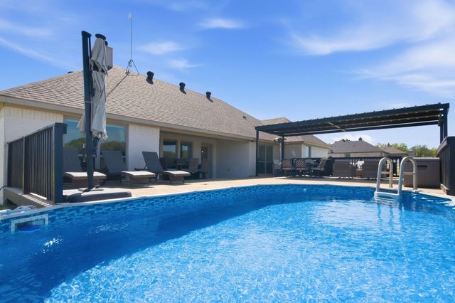 185 Stanley Lane, Poolville, TX 76487