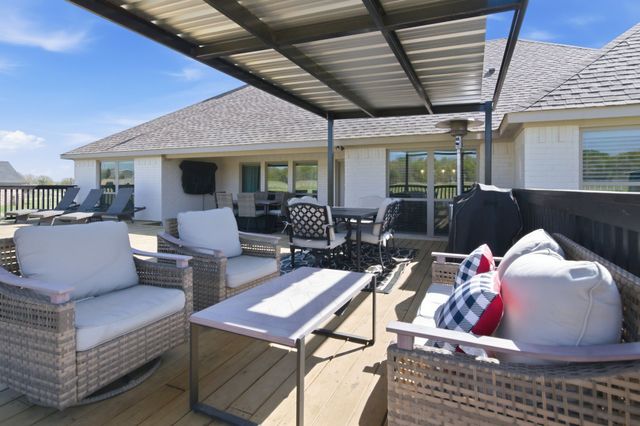 185 Stanley Lane, Poolville, TX 76487