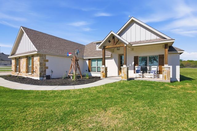 185 Stanley Lane, Poolville, TX 76487