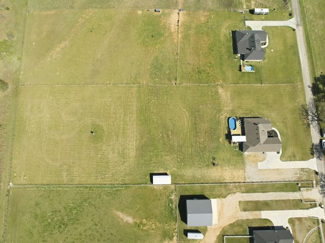 185 Stanley Lane, Poolville, TX 76487