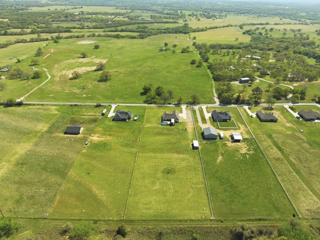 185 Stanley Lane, Poolville, TX 76487