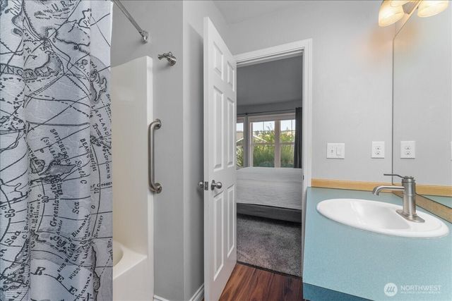 203 Parkway Drive, Manson, WA 98831