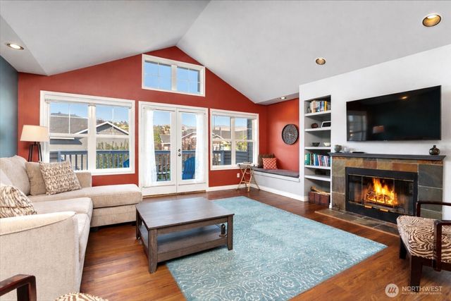 203 Parkway Drive, Manson, WA 98831