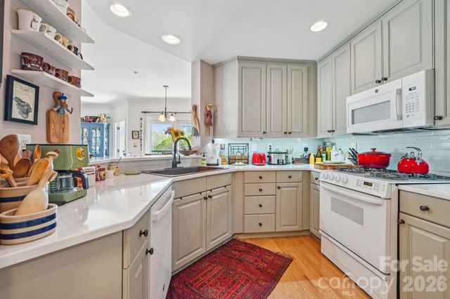 401 N Church Street 408, Charlotte, NC 28202