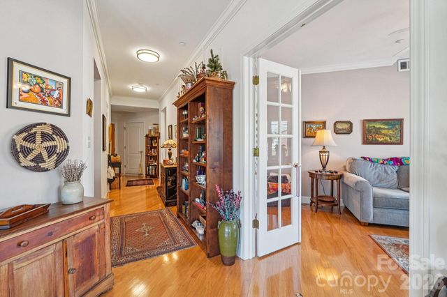 401 N Church Street 408, Charlotte, NC 28202