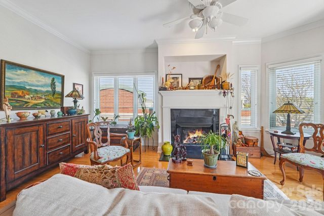 401 N Church Street 408, Charlotte, NC 28202