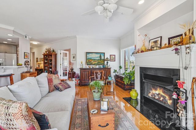 401 N Church Street 408, Charlotte, NC 28202