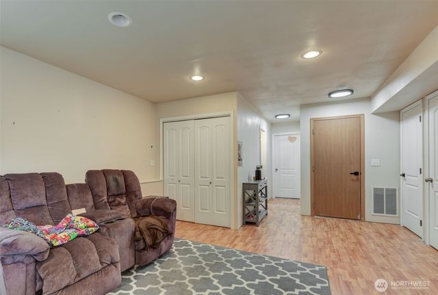 17323 74th Drive NE, Arlington, WA 98223