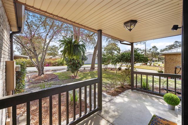 307 Evergreen Avenue, Niceville, FL 32578