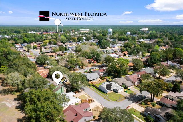 307 Evergreen Avenue, Niceville, FL 32578