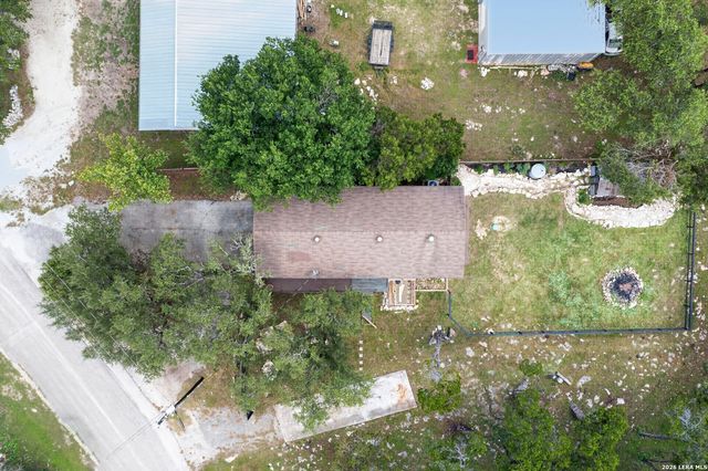 1070 TIMBERLANE DR, Canyon Lake, TX 78133