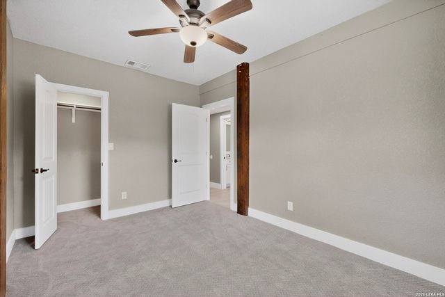 1070 TIMBERLANE DR, Canyon Lake, TX 78133