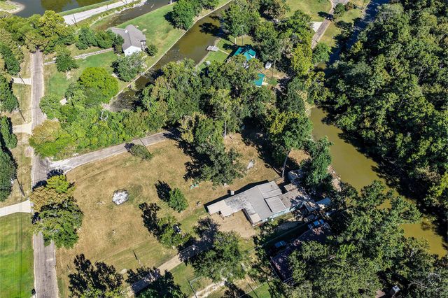 26 Lake View Drive, Huntsville, TX 77320