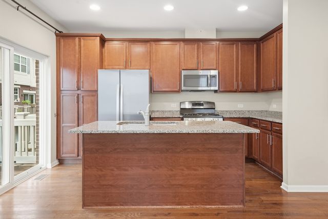 200 Concord Court 0, Morton Grove, IL 60053