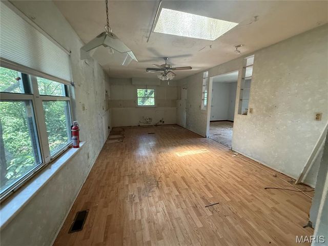 6230 Antire Road, High Ridge, MO 63049