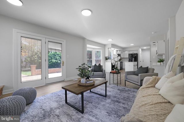 10390 STANSFIELD RD, Laurel, MD 20723