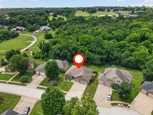 831 N Grapevine Road, Springfield, MO 65802