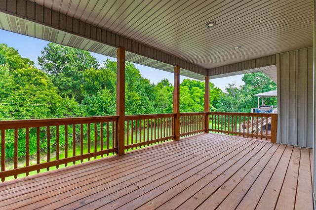 831 N Grapevine Road, Springfield, MO 65802