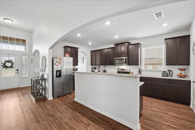 717 Milas Lane, Glenn Heights, TX 75154