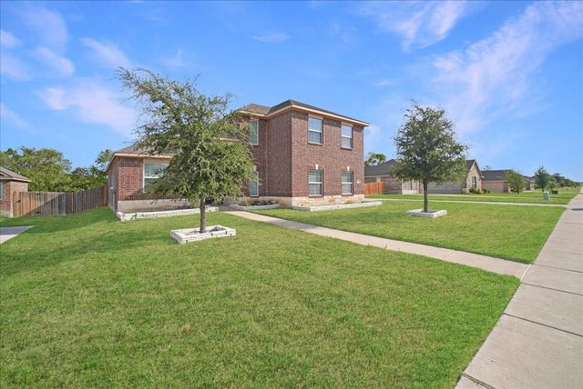 717 Milas Lane, Glenn Heights, TX 75154