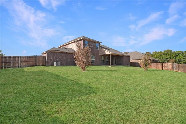 717 Milas Lane, Glenn Heights, TX 75154