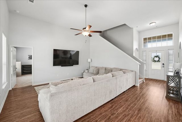 717 Milas Lane, Glenn Heights, TX 75154