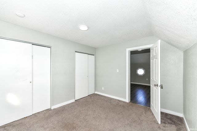 2336 N B Street, Elwood, IN 46036