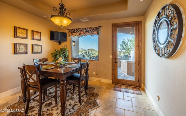 13714 N Nesting Quail Place, Marana, AZ 85658