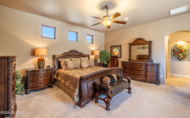 13714 N Nesting Quail Place, Marana, AZ 85658
