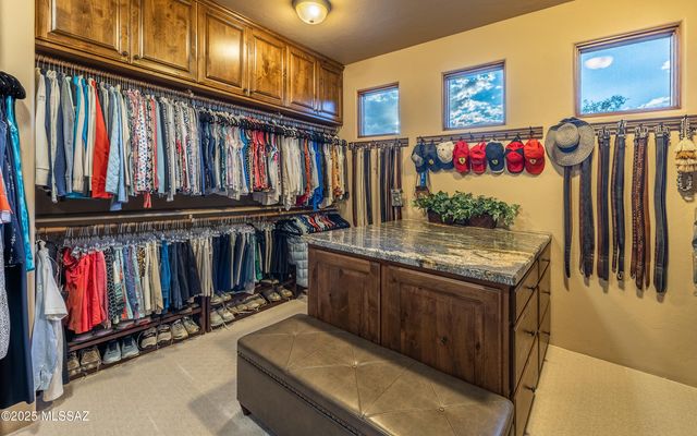 13714 N Nesting Quail Place, Marana, AZ 85658