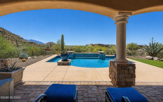13714 N Nesting Quail Place, Marana, AZ 85658