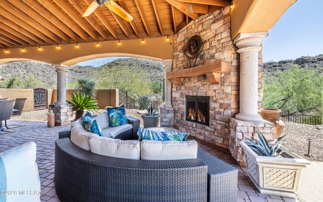 13714 N Nesting Quail Place, Marana, AZ 85658